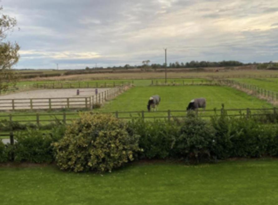 Вілла Southview Farm Halsham Екстер'єр фото
